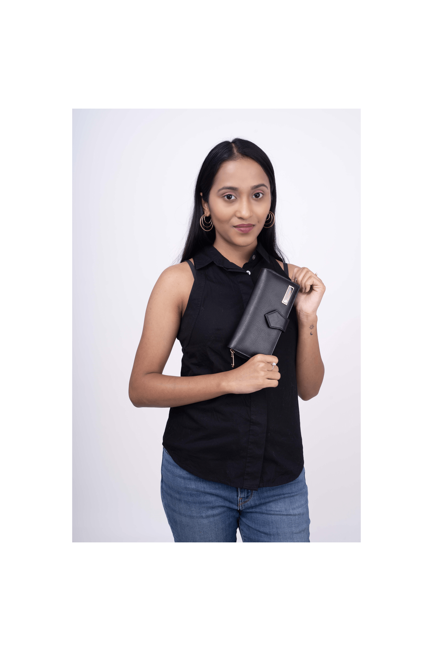 Grab Leather Women’s Clutch.
