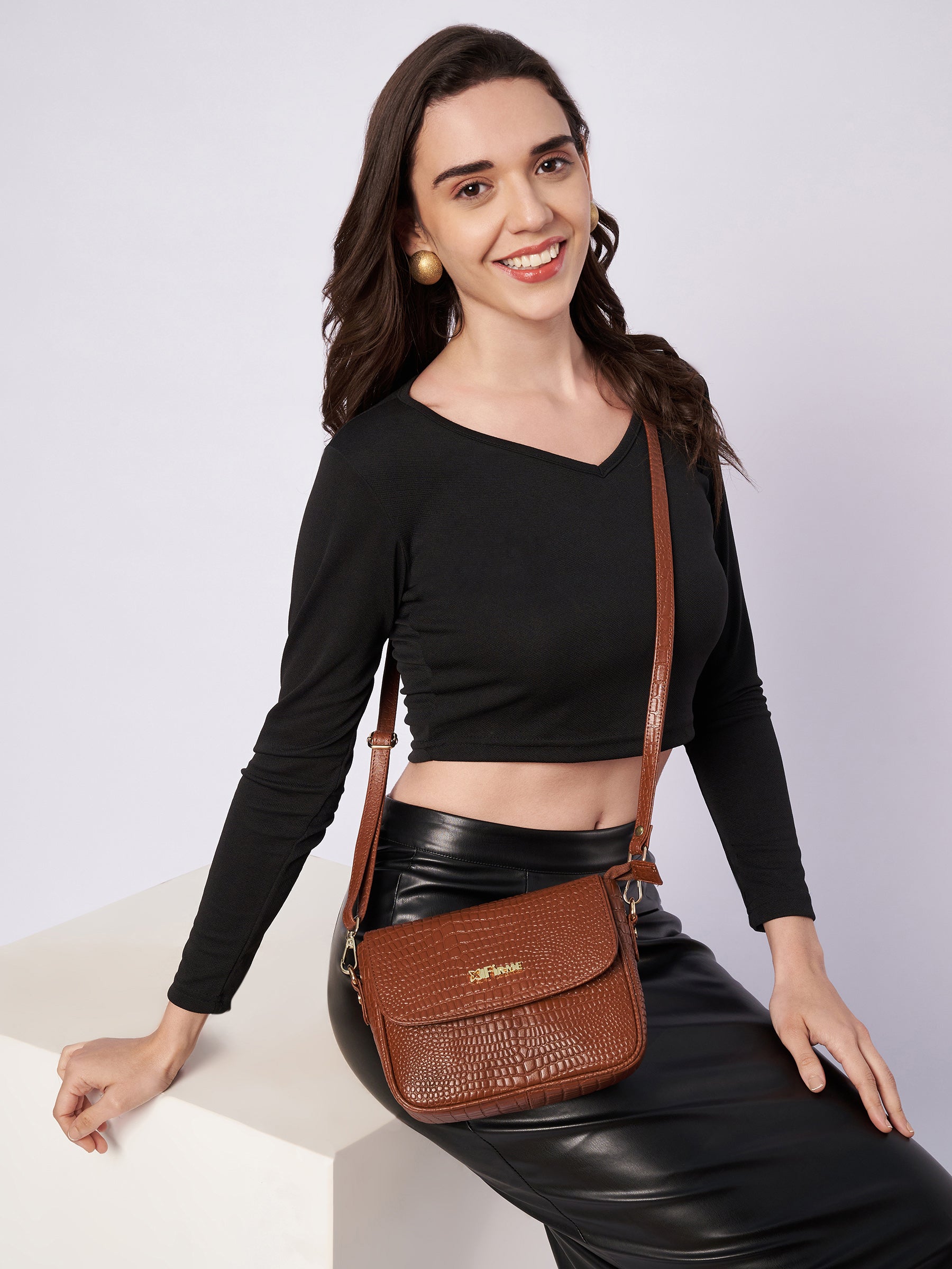 Croco Women’s Genuine Leather Sling Bag – Lightweight, Waterproof, Compact Design