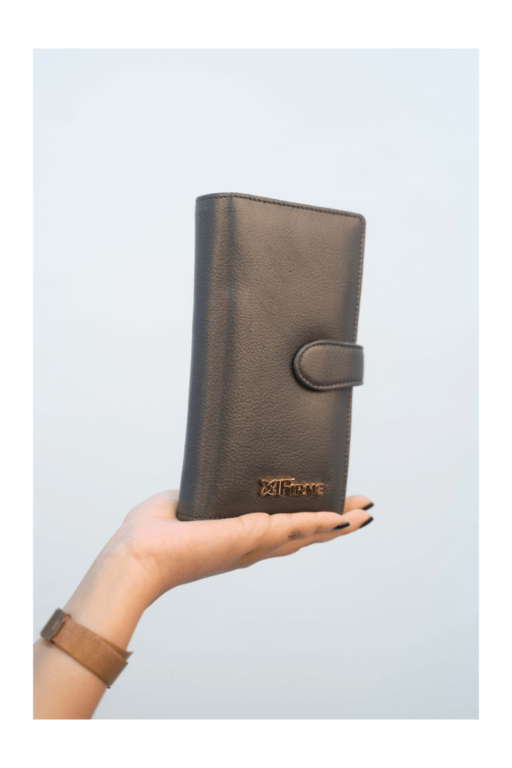 Snatch Leather Women’s Clutch - Firmebags