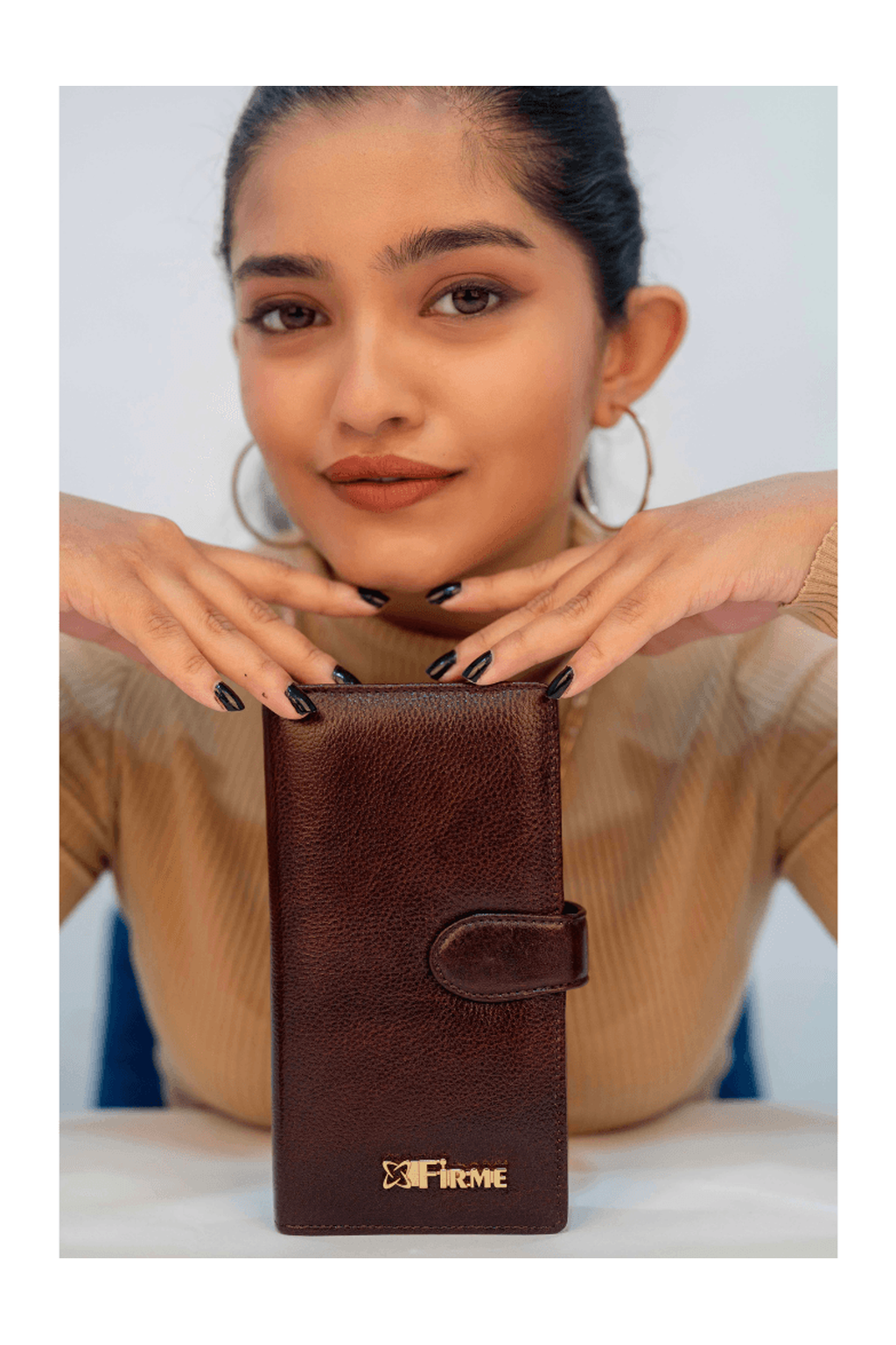 Snatch Leather Women’s Clutch.