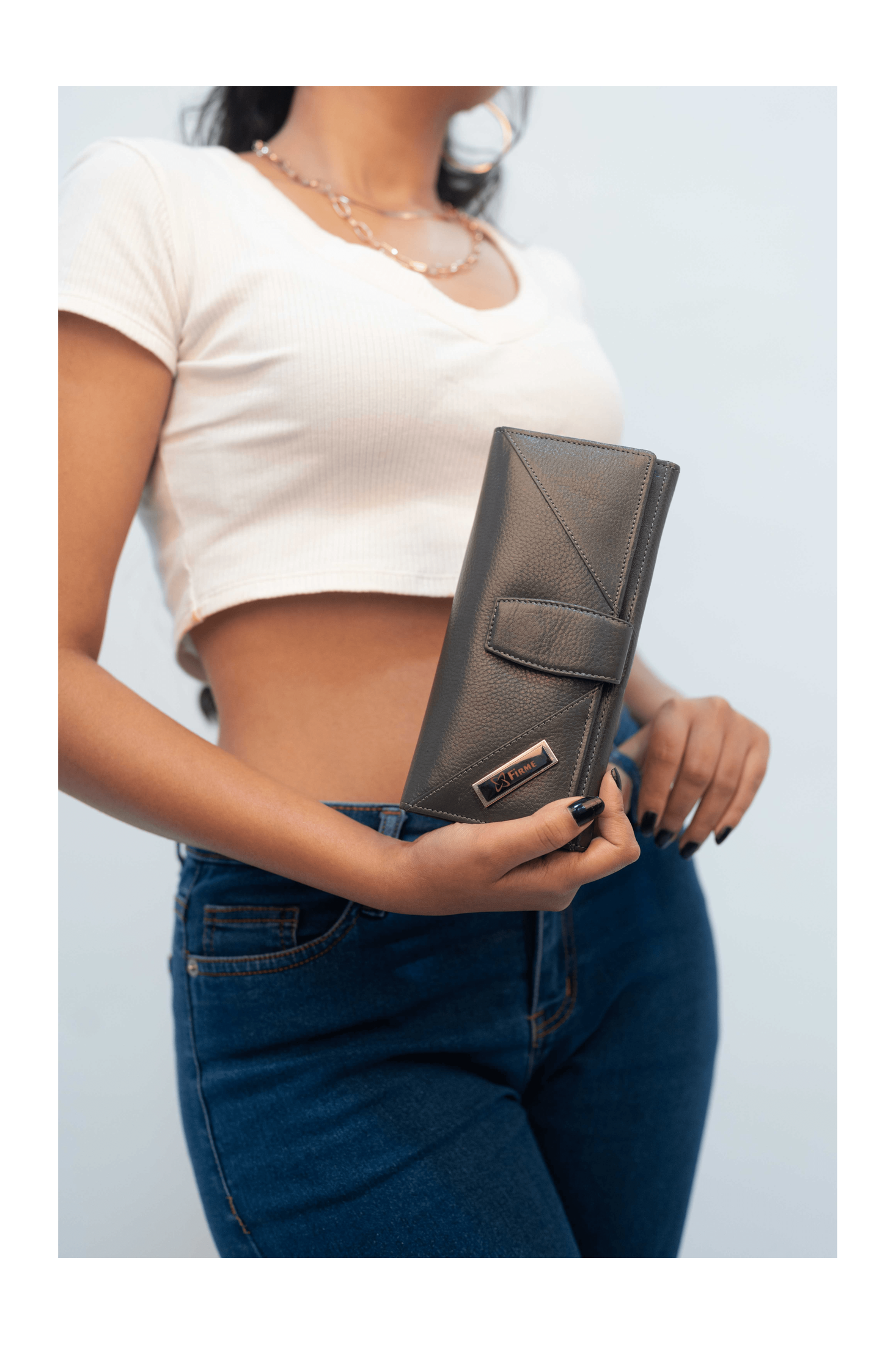 COUCH WOMENS LEATHER  CLUTCH.