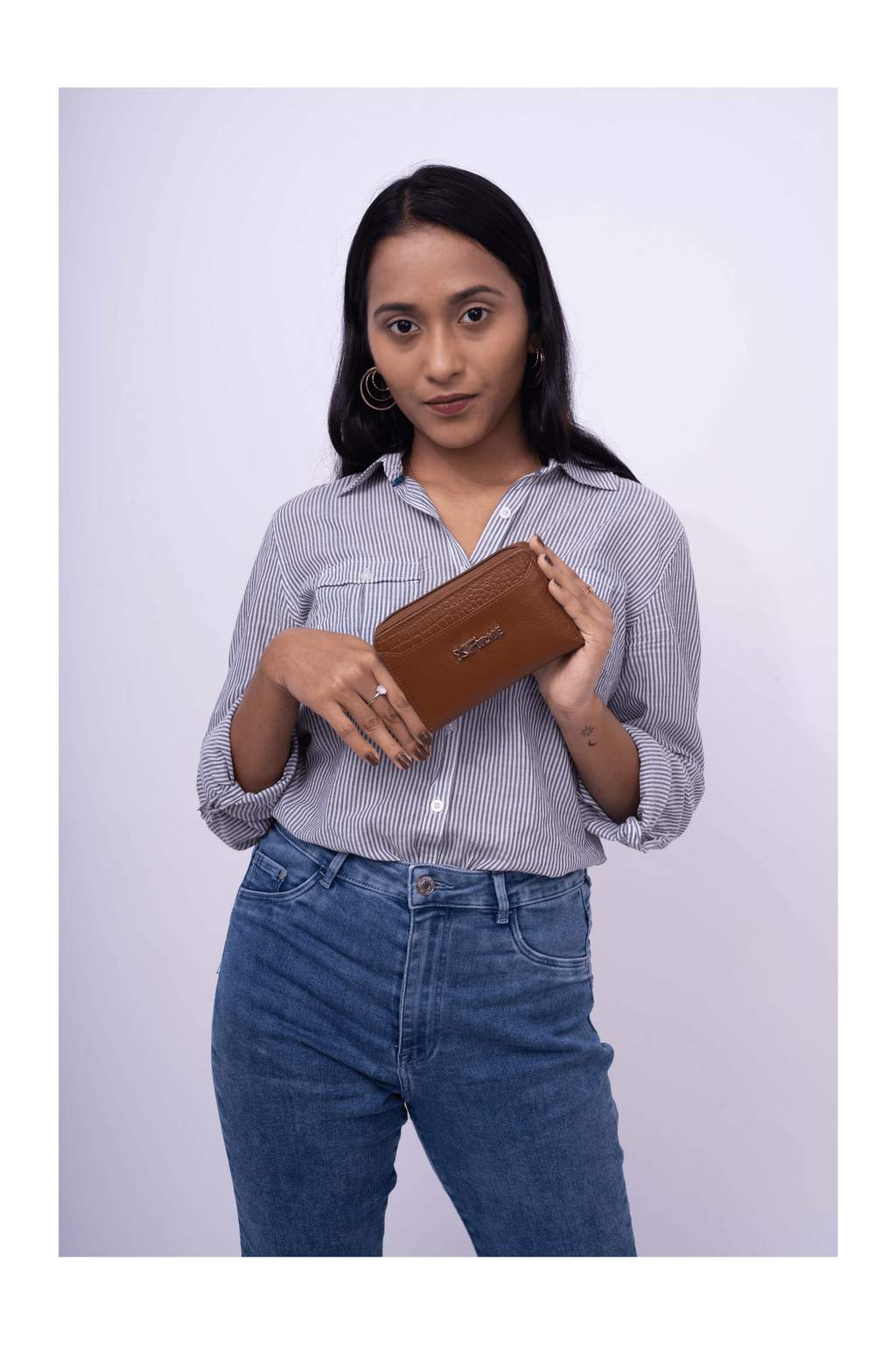 Hug Leather Women’s Clutch.