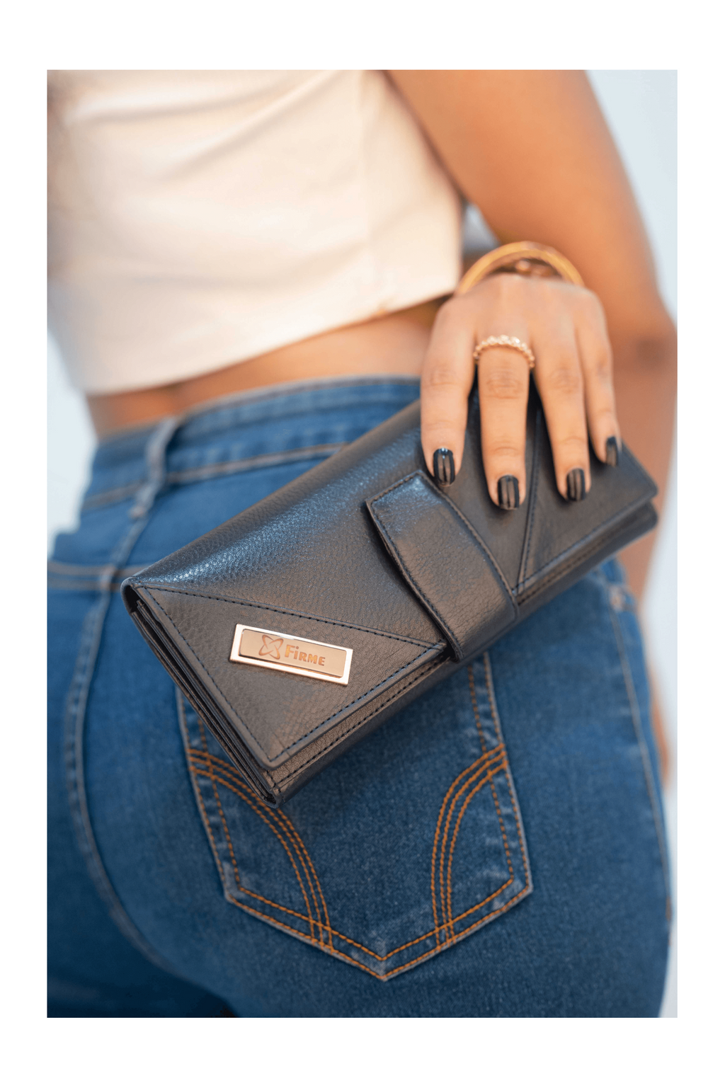 COUCH WOMENS LEATHER  CLUTCH.