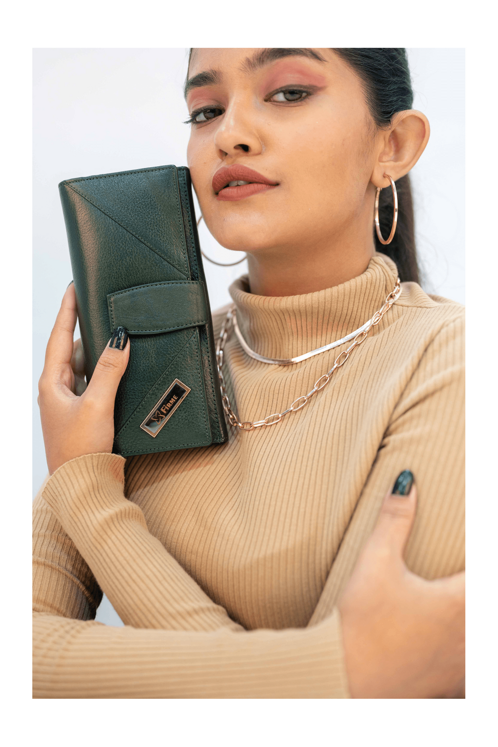 COUCH WOMENS LEATHER  CLUTCH - Firmebags