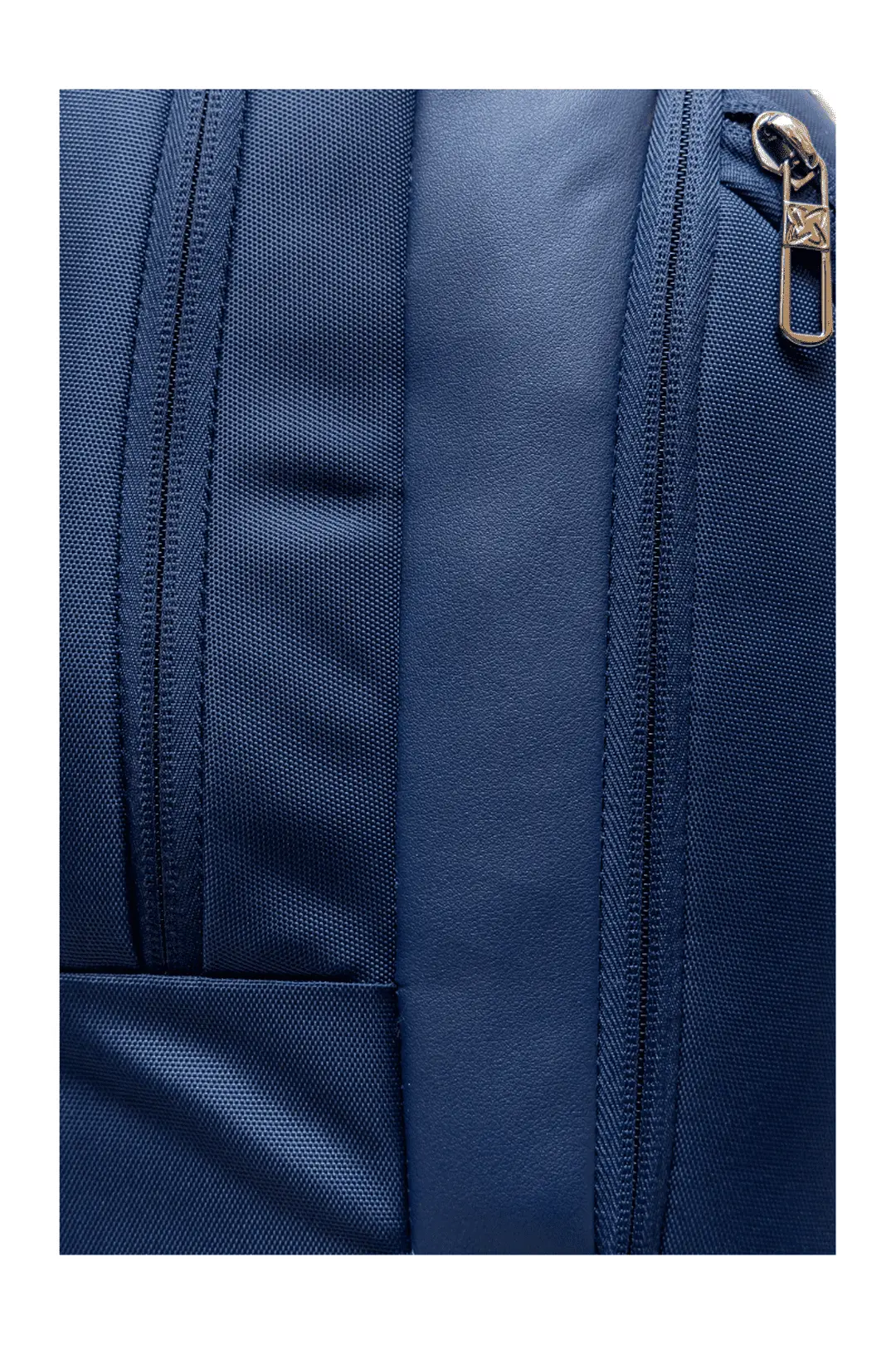 Black Kubic 3.0 laptop backpack with padded compartments and adjustable straps.