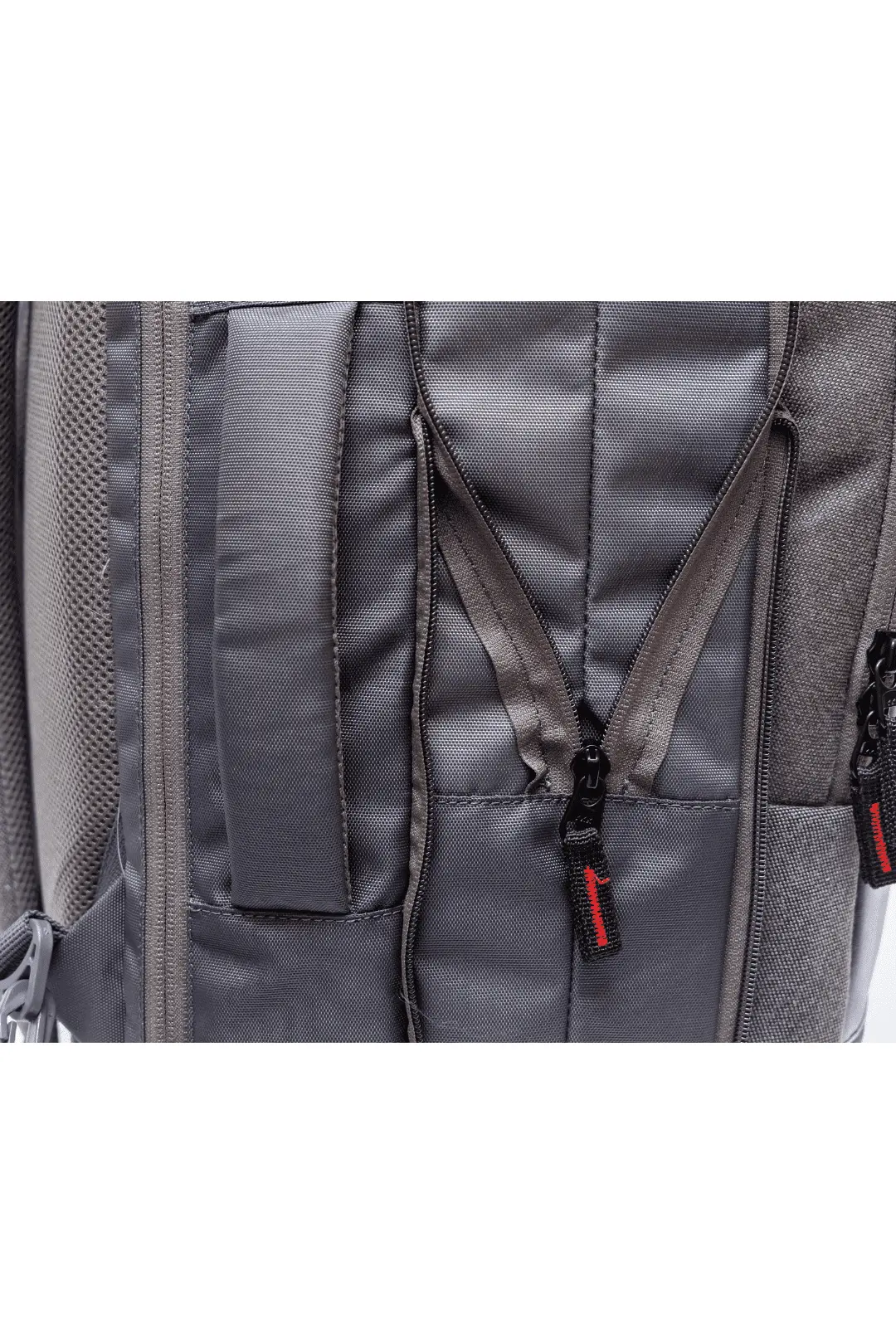 Alumi Travel Backpack for Men & Women 41L Expandable Clothing Pocket Firmebags