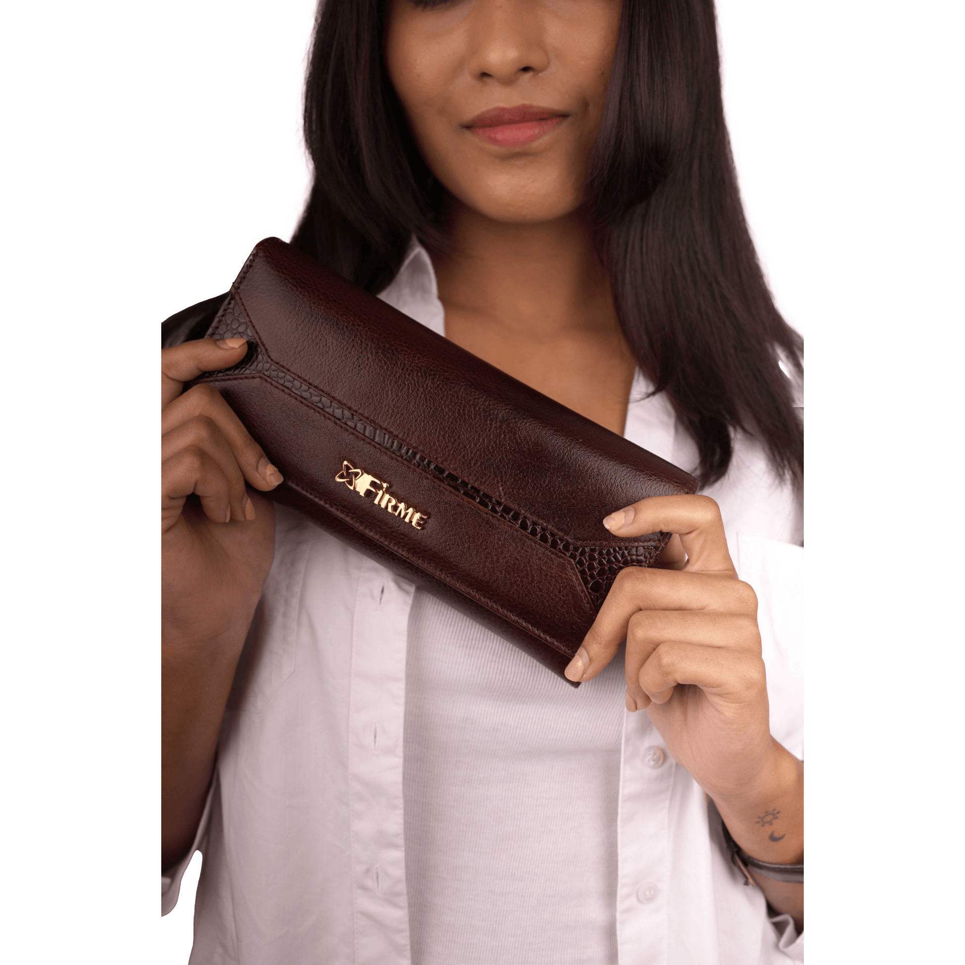 Bagie Leather Women’s Clutch - Firmebags