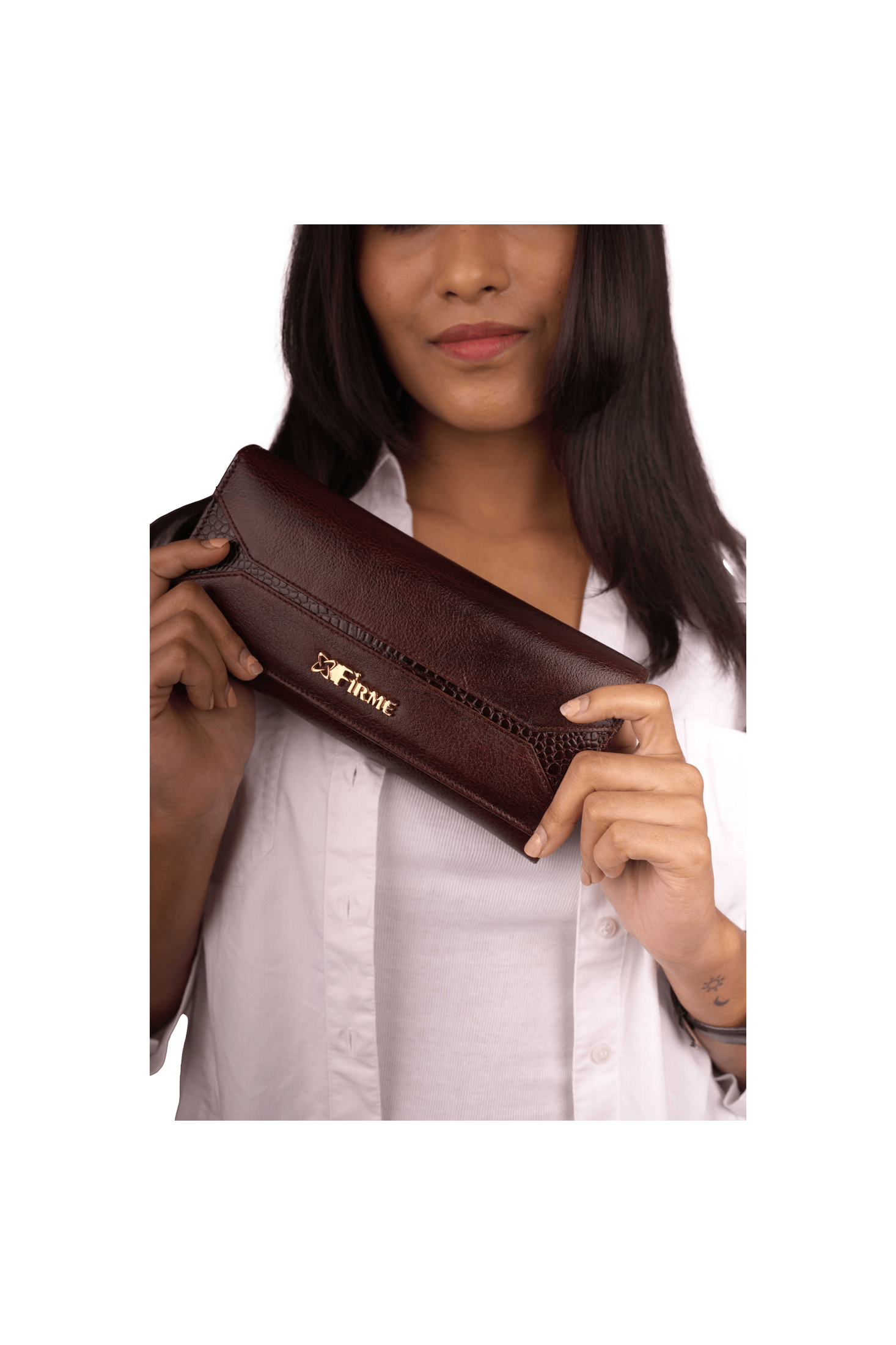 Bagie Leather Women’s Clutch.