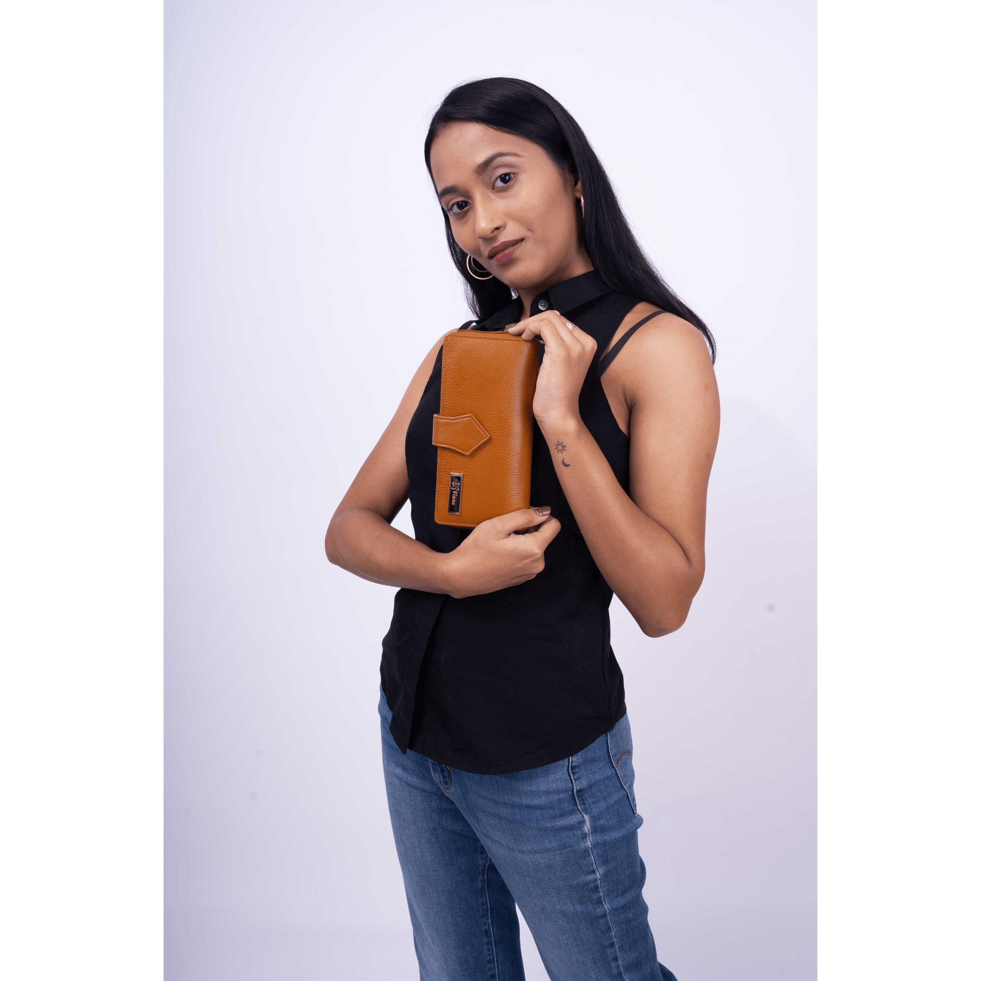 Grab Leather Women’s Clutch - Firmebags