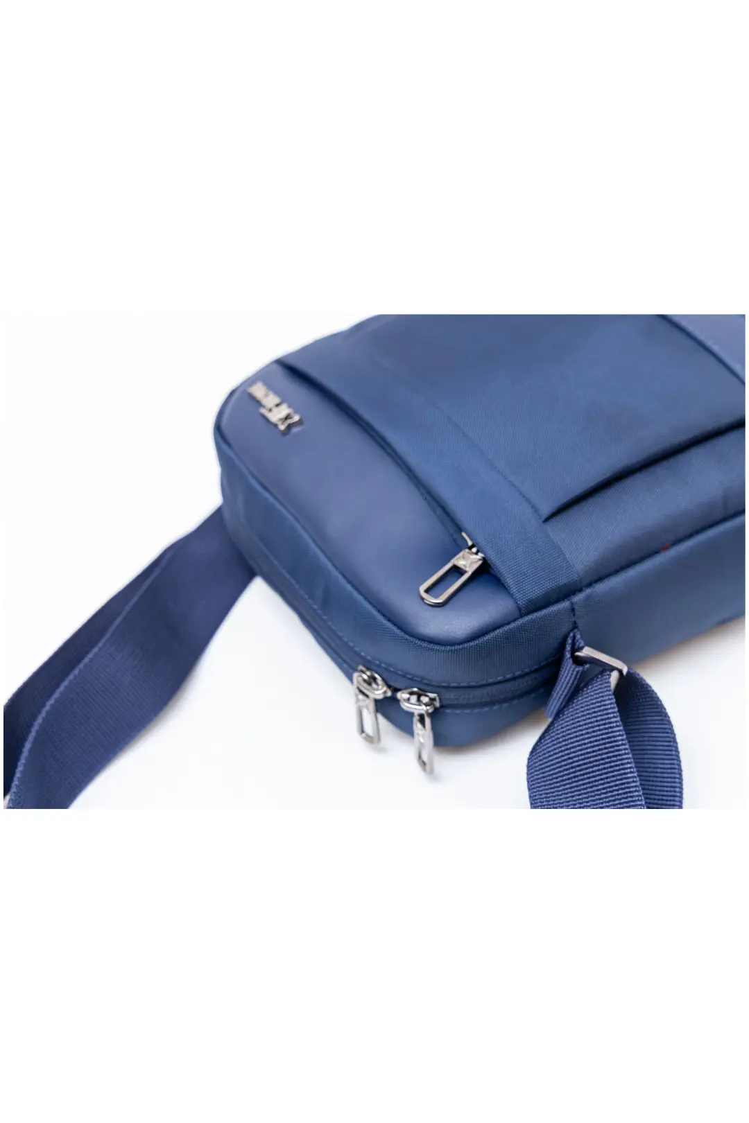 Pixel Small Slngle Pocket Sing Bag.